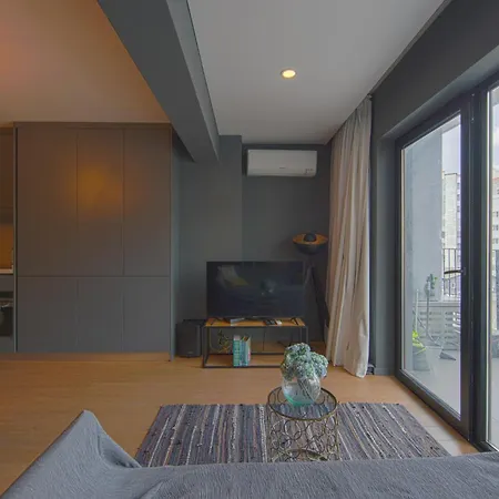 Saldanha Prime By Homing * Лиссабон